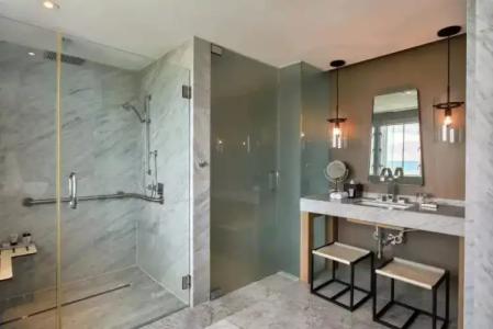 Victor South Beach - 79