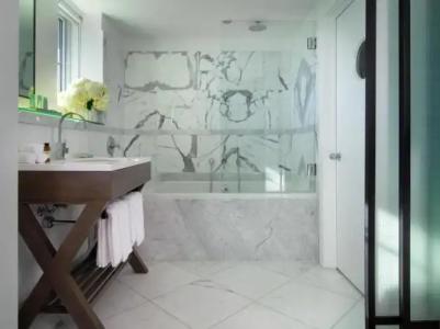 Victor South Beach - 46