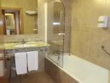 Standard Triple room with sea view