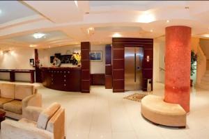 Poseidonia Apartments, Ixia