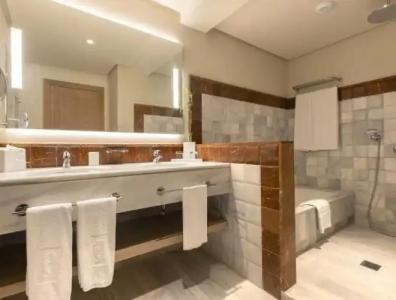 Hipotels Barrosa Palace & Spa - 38