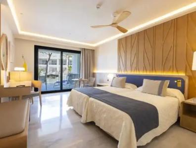 Hipotels Barrosa Palace & Spa - 37