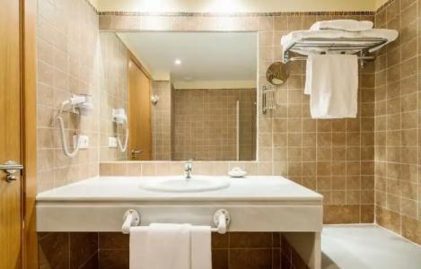 Ilunion Sancti Petri - 90