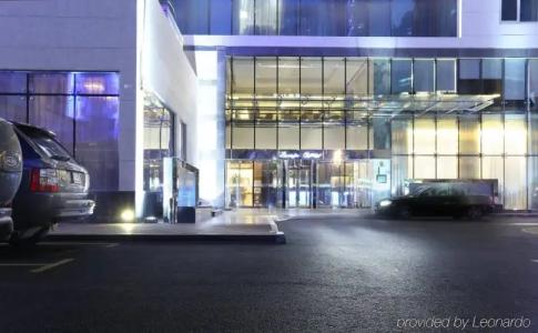 voco - Bonnington Dubai, an IHG - 16