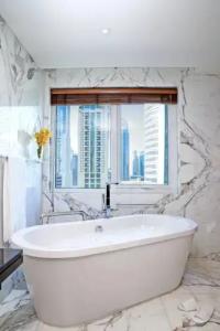 voco - Bonnington Dubai, an IHG - 74
