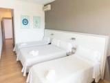Standard Quadruple room with city view