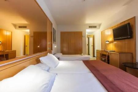 Silken Rona Dalba - 52