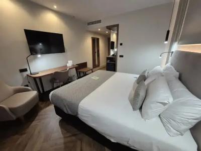 Silken Rona Dalba - 111