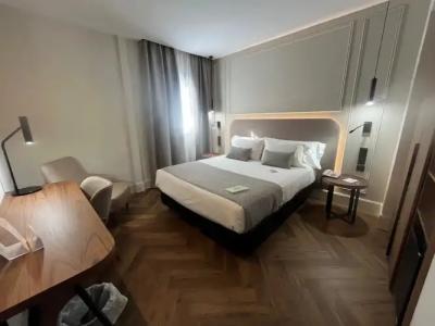 Silken Rona Dalba - 110