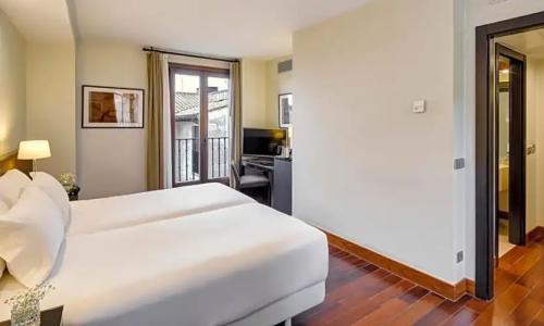 Sercotel Puerta de la Catedral - 33