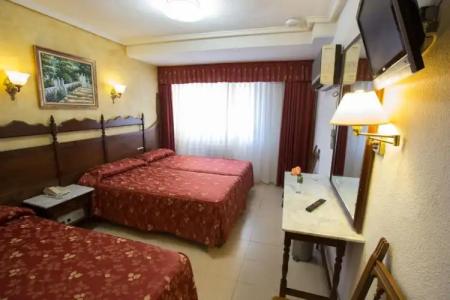 Reyes Catolicos - 23