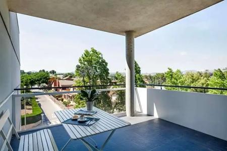 ApartAttica 21 Vallés - 92