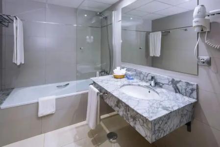 Mediterraneo Bay & Resort - 61