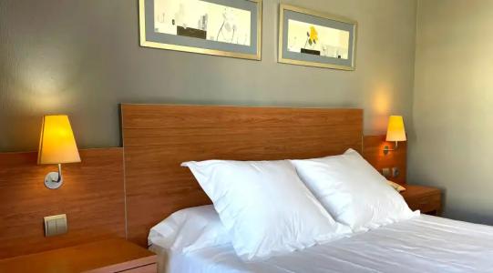 FAY Victoria Beach - 3