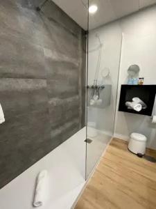 FAY Victoria Beach - 41