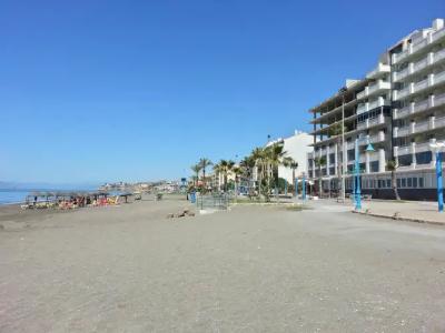 FAY Victoria Beach - 18