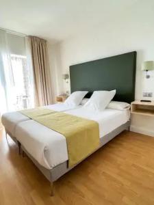 FAY Victoria Beach - 36