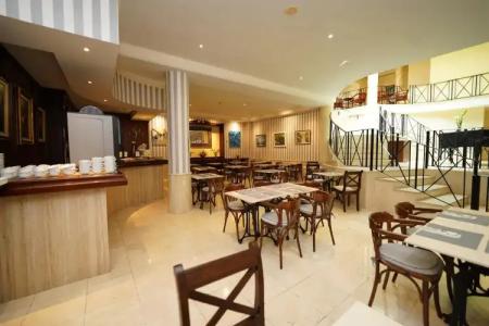 RF Astoria - Adults Only - 24