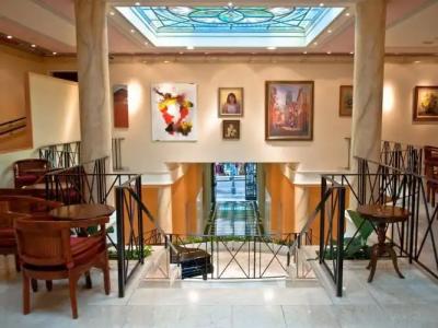 RF Astoria - Adults Only - 11