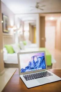 RF Astoria - Adults Only - 62