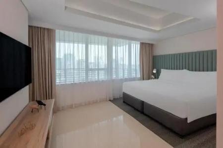 Staybridge Suites Dubai Internet City, an IHG - 100