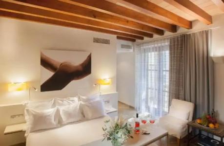 Petit Palace Tres - 54