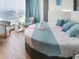Round Bed Suite