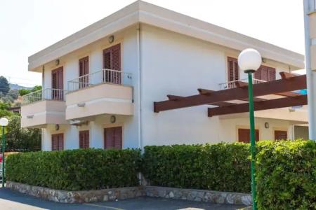 Club Residence La Castellana Mare - 33