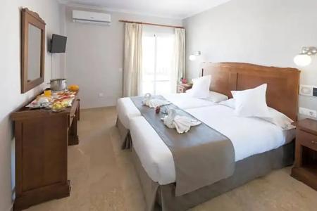 Toboso Chaparil - 136