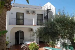 El Capistrano, Nerja