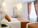 Standard room with balcony and with city view