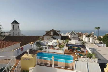 Puerta del Mar - Adults Recommended - 23