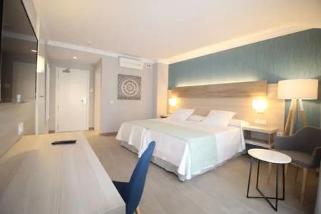 Puerta del Mar - Adults Recommended - 67