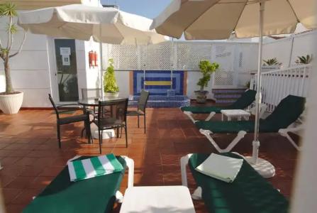 Puerta del Mar - Adults Recommended - 27