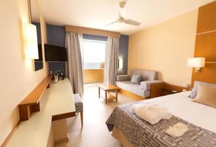 ROBINSON ESQUINZO PLAYA - All Inclusive - 93