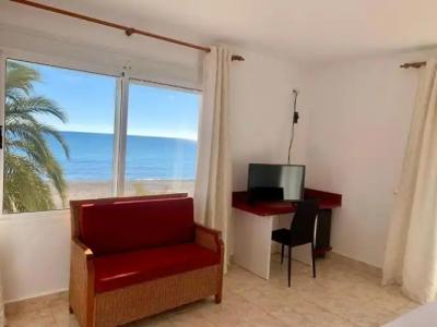 Hospedium Continental - 55