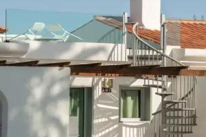 Hotel LIVVO Dunagolf Suites