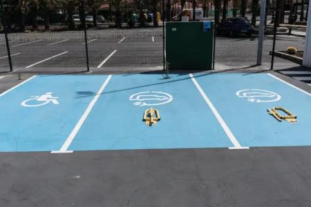 LIVVO Dunagolf Suites - 18