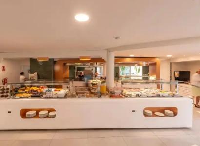 LIVVO Dunagolf Suites - 9