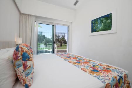 LIVVO Dunagolf Suites - 2