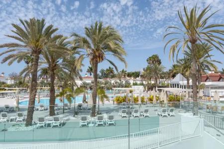 LIVVO Dunagolf Suites - 13