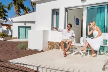 LIVVO Dunagolf Suites - 38