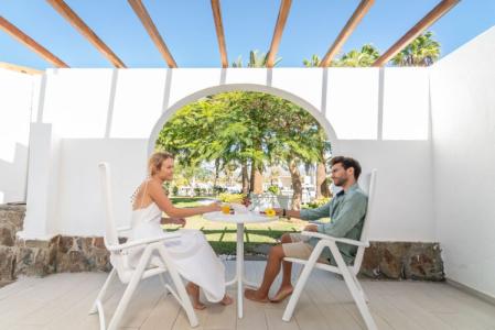 LIVVO Dunagolf Suites - 34