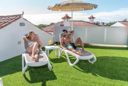 LIVVO Dunagolf Suites - 33