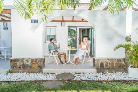 LIVVO Dunagolf Suites - 31