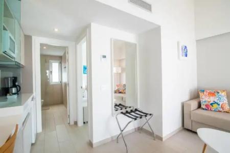 LIVVO Dunagolf Suites - 44