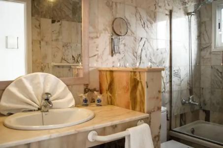 Vista Bonita - Gay and Lesbian Only Resort - 8