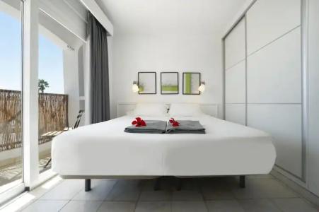 Vista Bonita - Gay and Lesbian Only Resort - 115