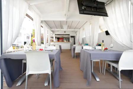 Vista Bonita - Gay and Lesbian Only Resort - 25