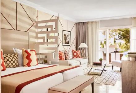 Puente Romano Beach Resort - 4